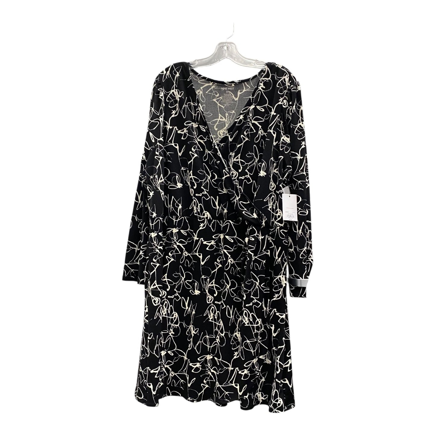 Dress Casual Short By Nine West In Black, Size:2X