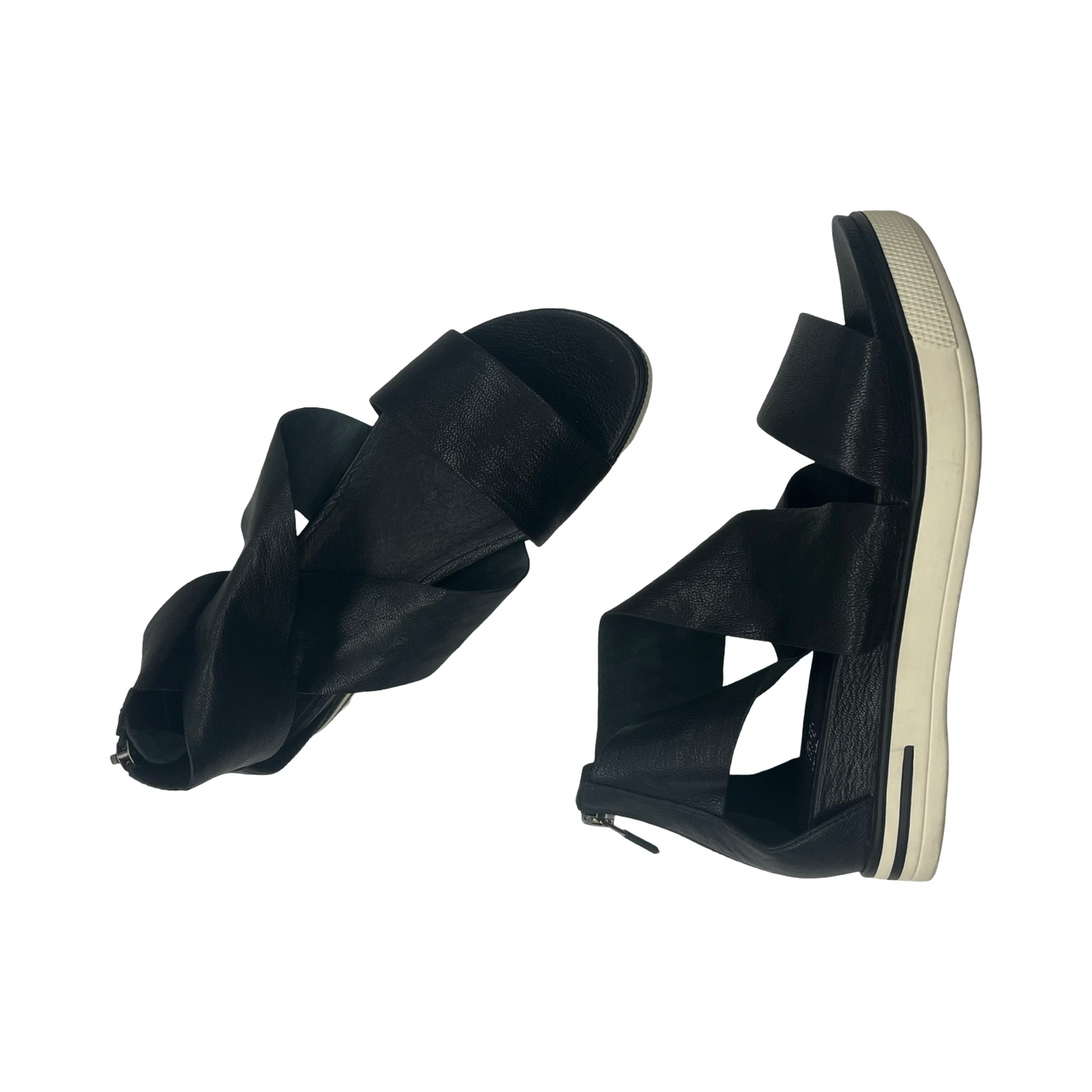 Sandals Flats By Eileen Fisher In Black, Size:6