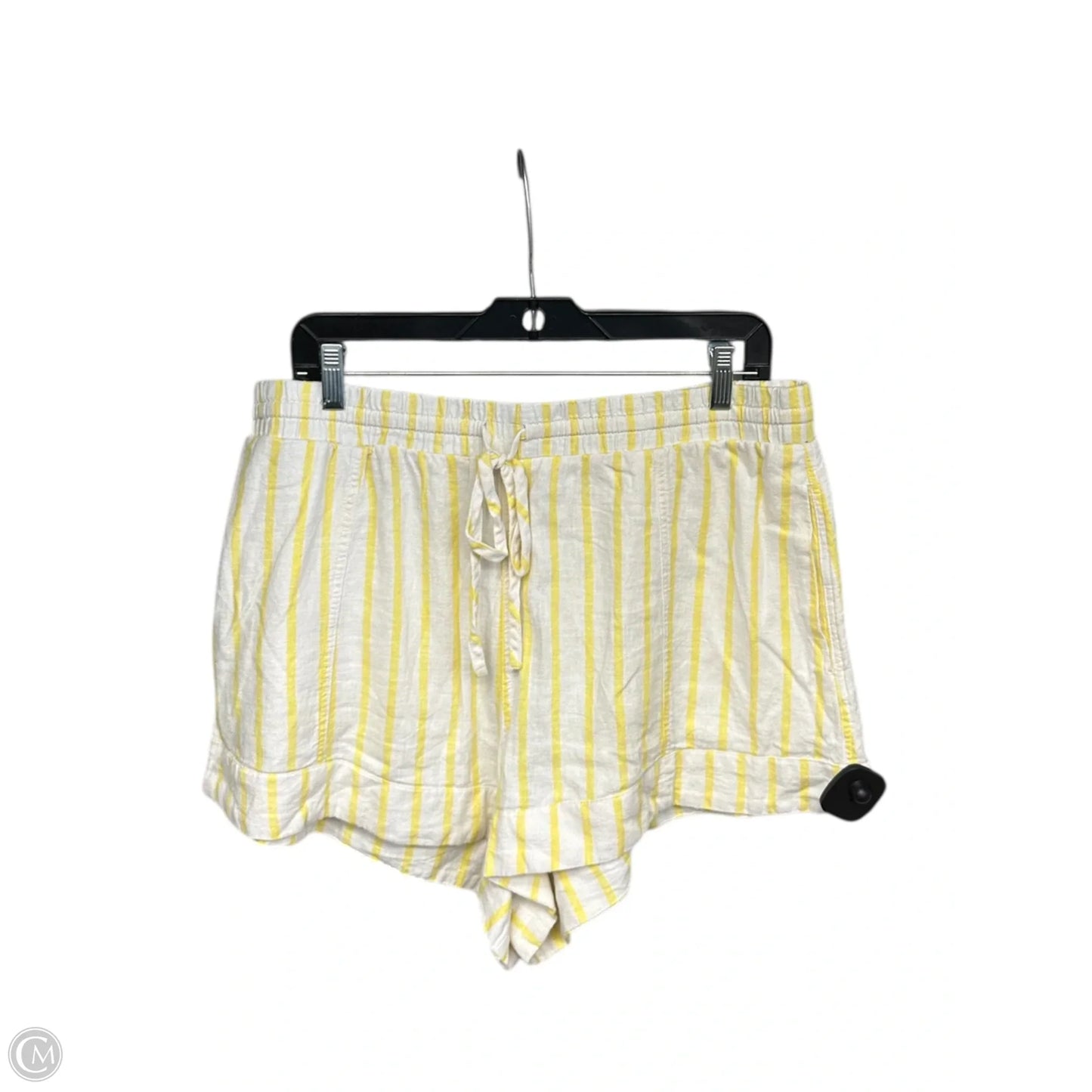 Shorts By Universal Thread In White & Yellow, Size: L