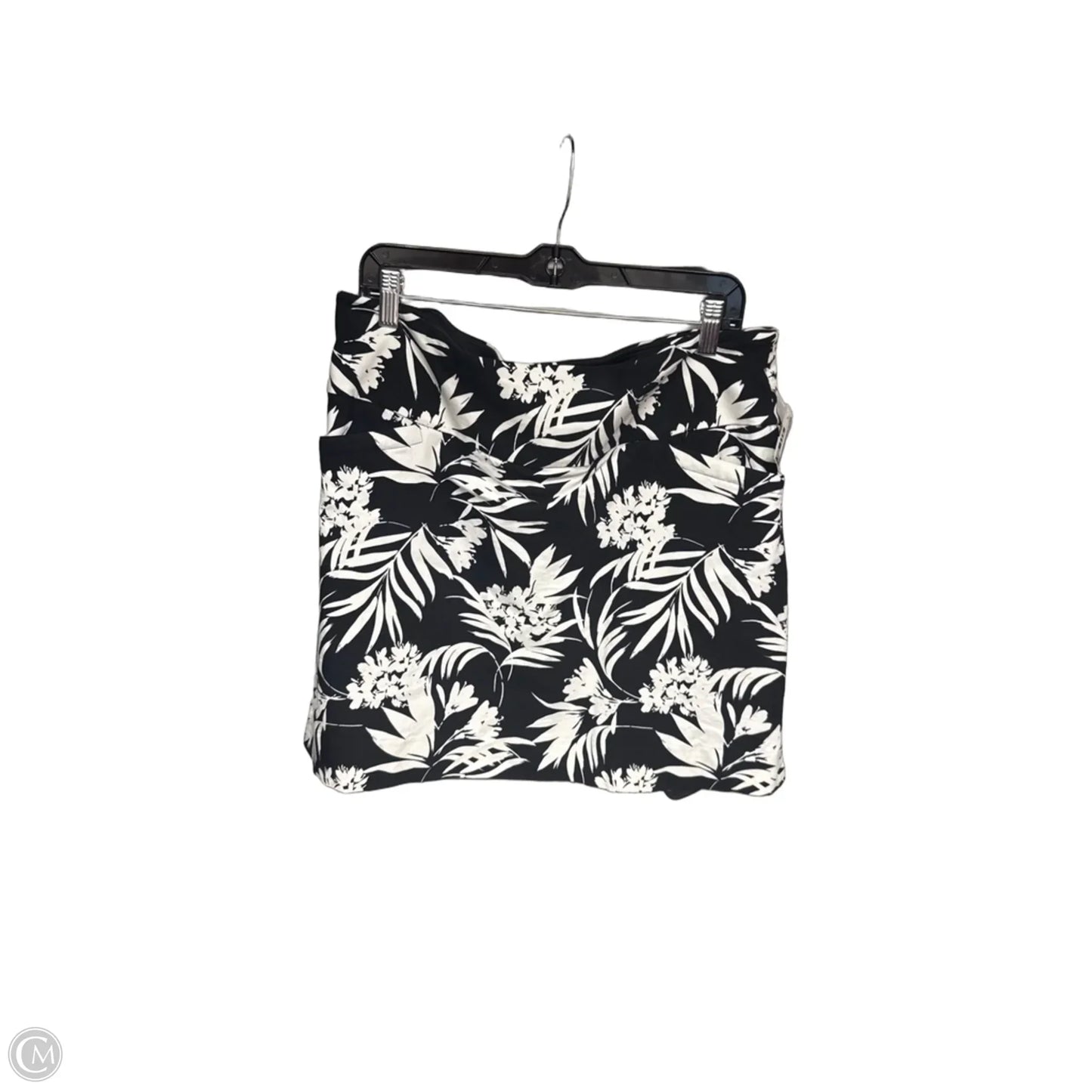 Skort By Sc & Co In Black & White, Size: Xl
