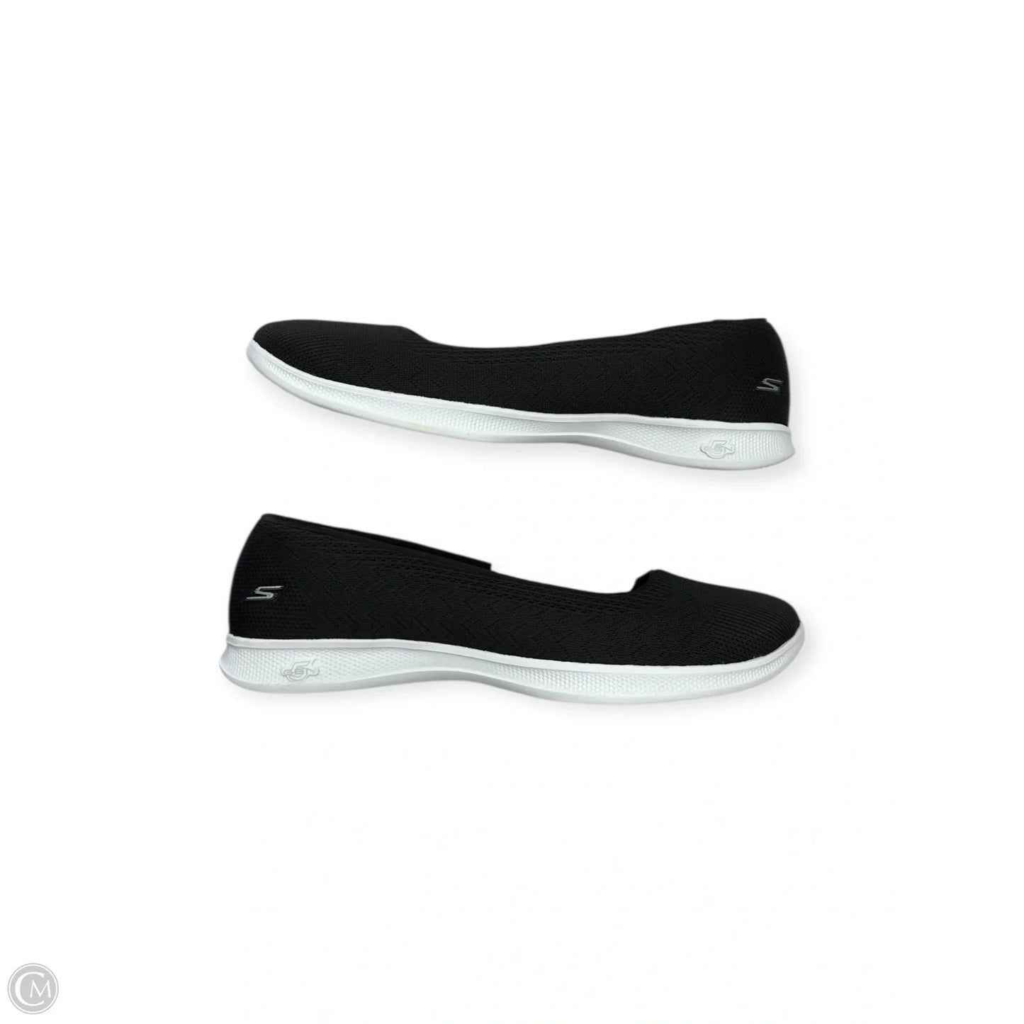 Shoes Flats By Skechers In Black & White, Size: 10