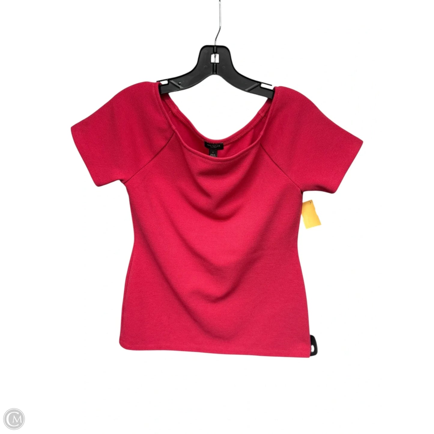 Top Short Sleeve By Ann Taylor In Coral, Size: S