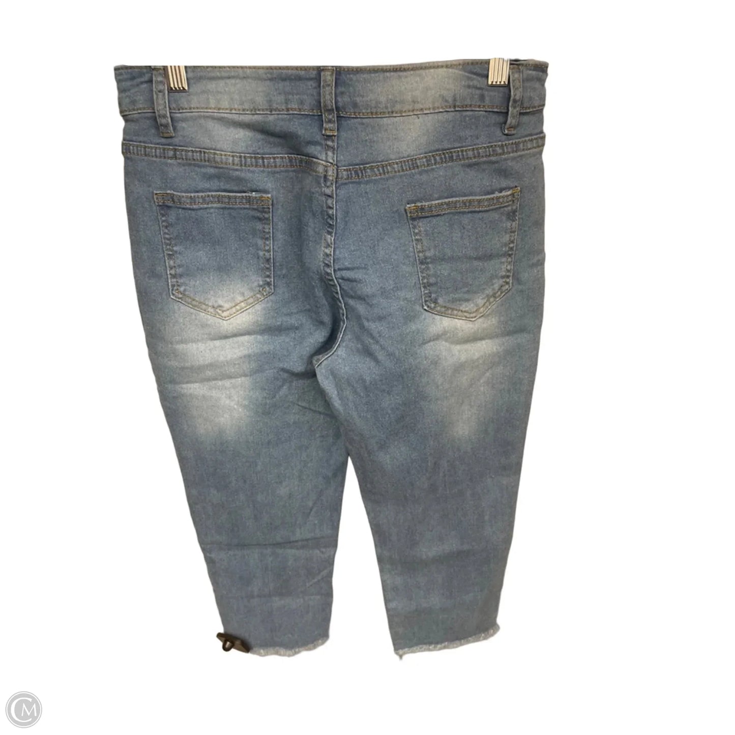 Capris By Clothes Mentor In Blue Denim, Size: M