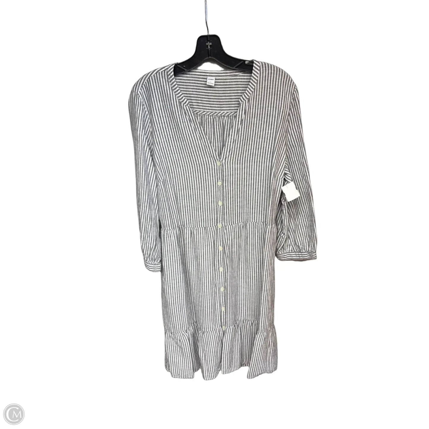 Dress Casual Short By Old Navy In Grey & White, Size: L