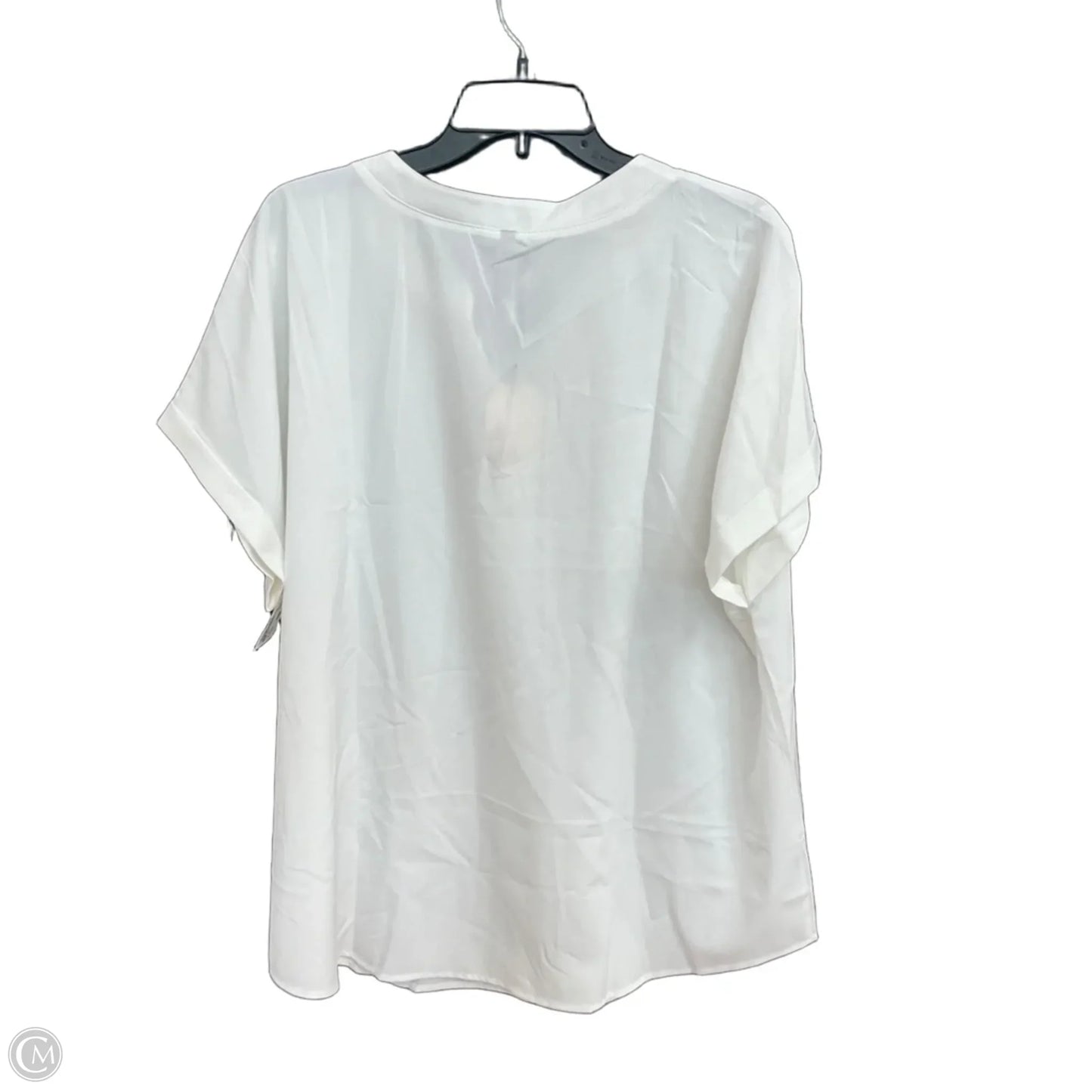 Top Short Sleeve By Clothes Mentor In White, Size: Xxl