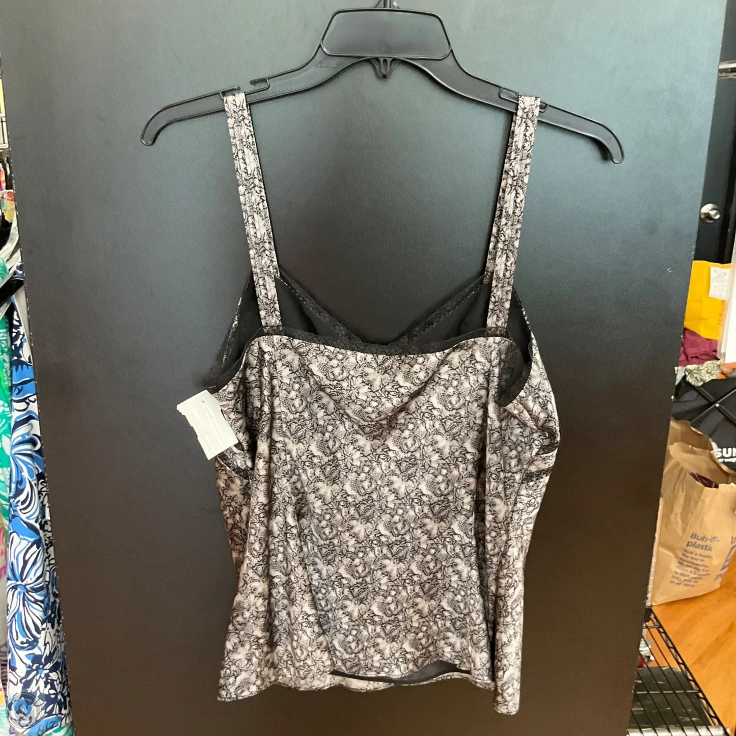 Top Sleeveless By Ann Taylor In Black, Size: M