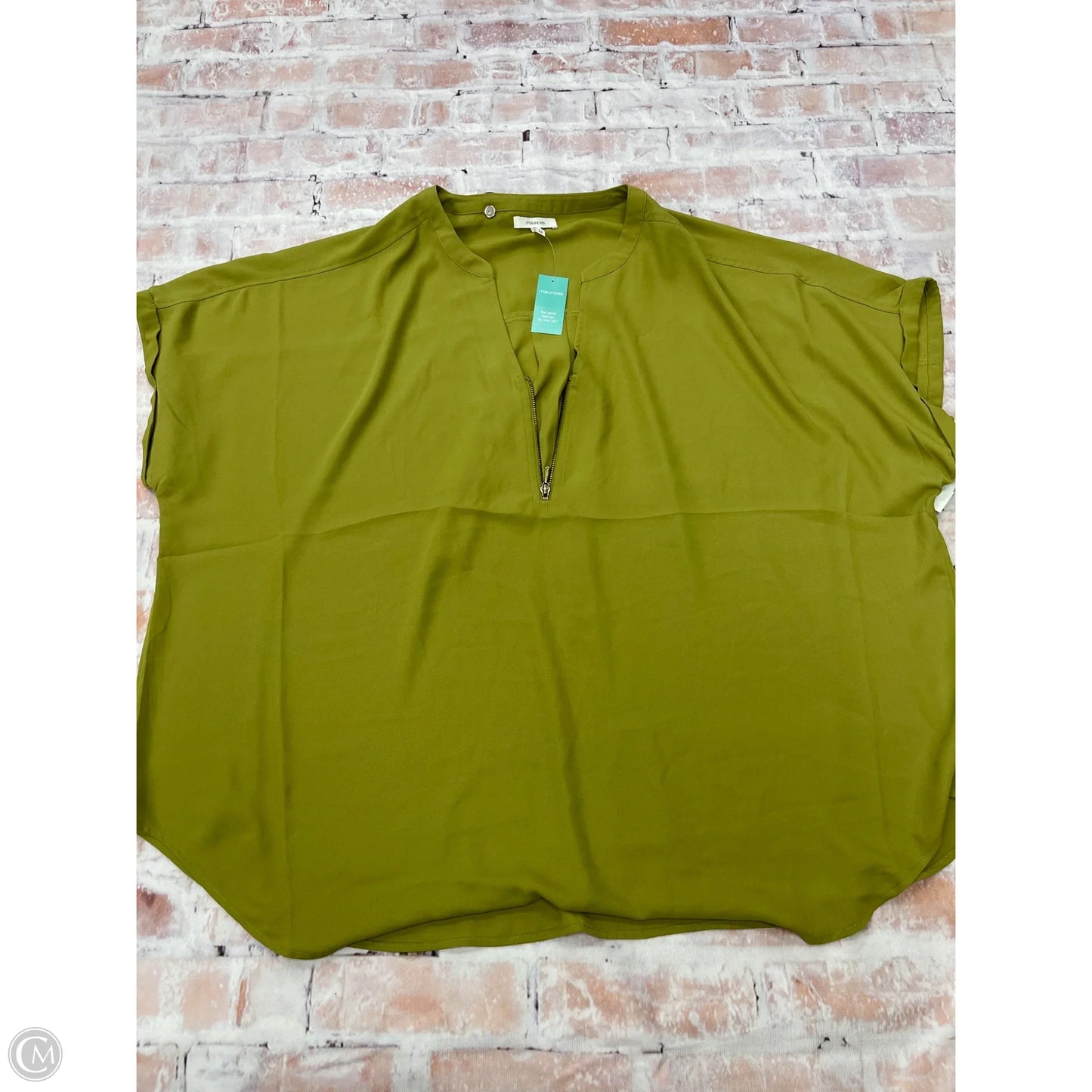 Top Short Sleeve By Maurices In Green, Size: 2x
