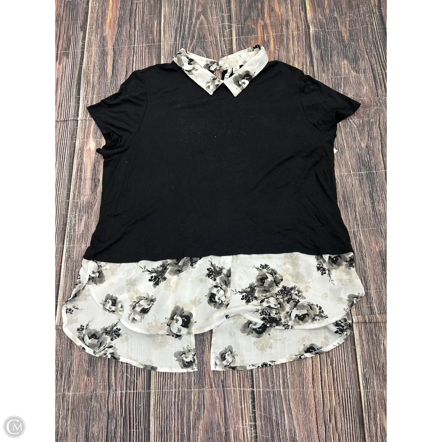 Top Short Sleeve By Elle In Black, Size: Xl