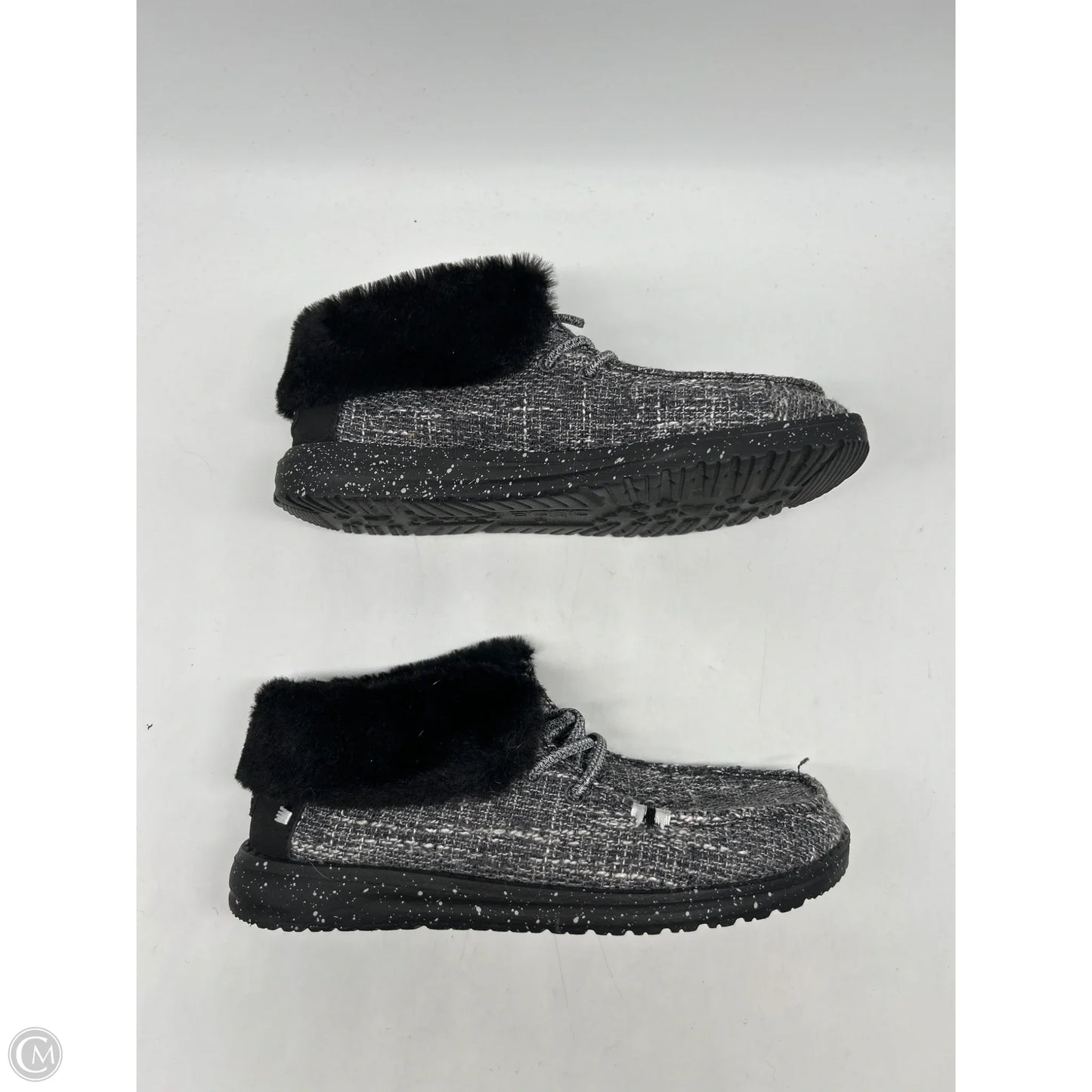 Shoes Flats By Hey Dude In Grey, Size: 6