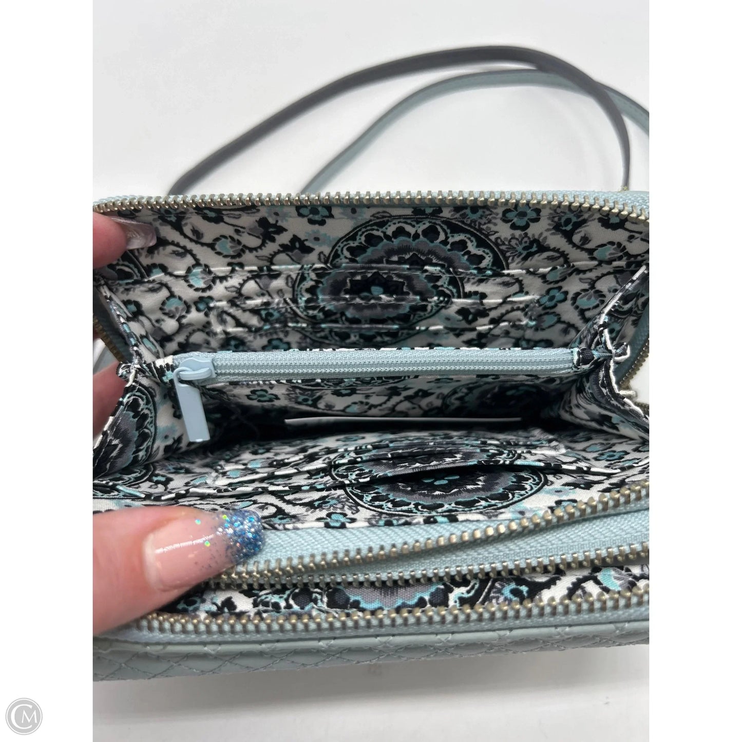 Handbag By Vera Bradley, Size: Small