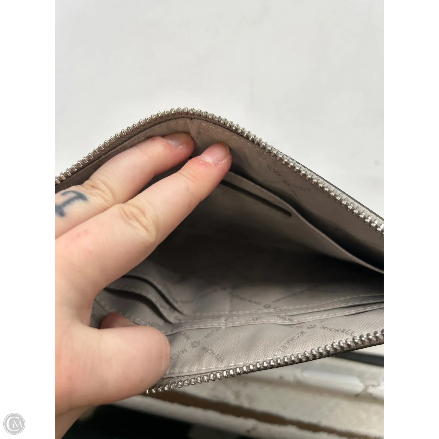 Wristlet Designer By Michael Kors, Size: Large