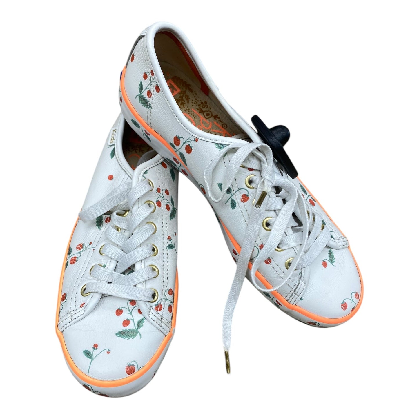 Shoes Sneakers By Keds In Cream, Size: 6