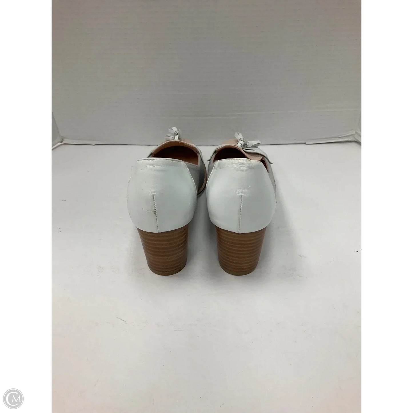 Shoes Heels Block By Clothes Mentor In Grey & Pink, Size: 10