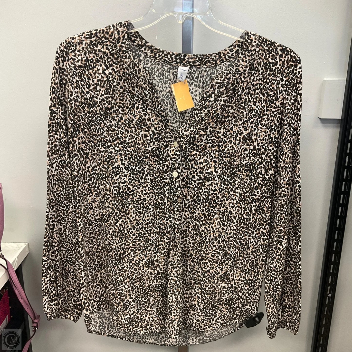 Top Long Sleeve By Old Navy In Animal Print, Size: M