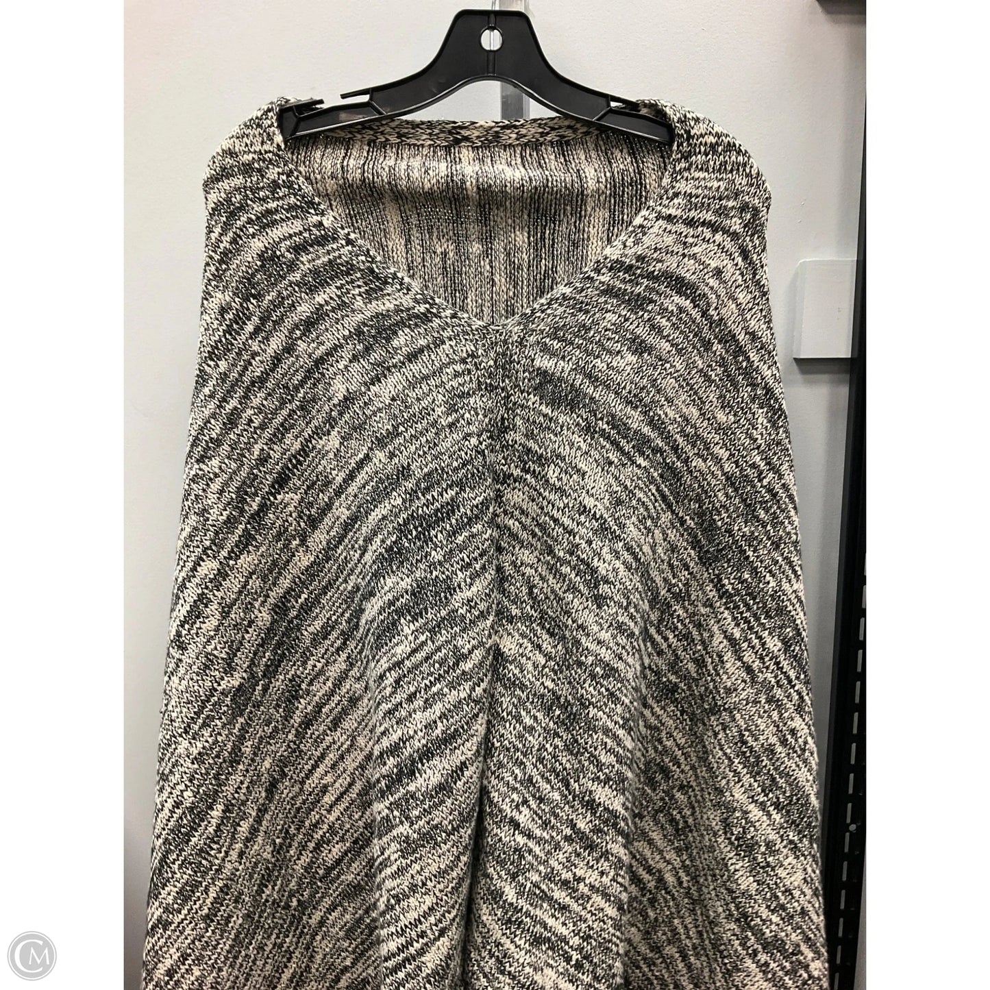 Poncho By Cmc In Black & White, Size: Osfm