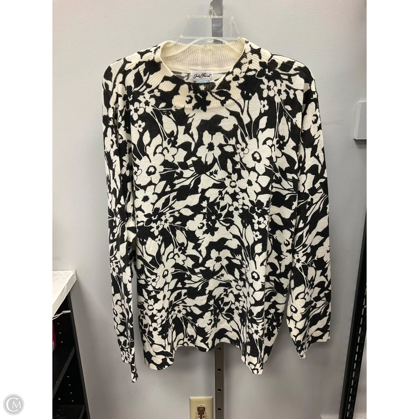 Sweater By Judy bond In Black & White, Size: 2x