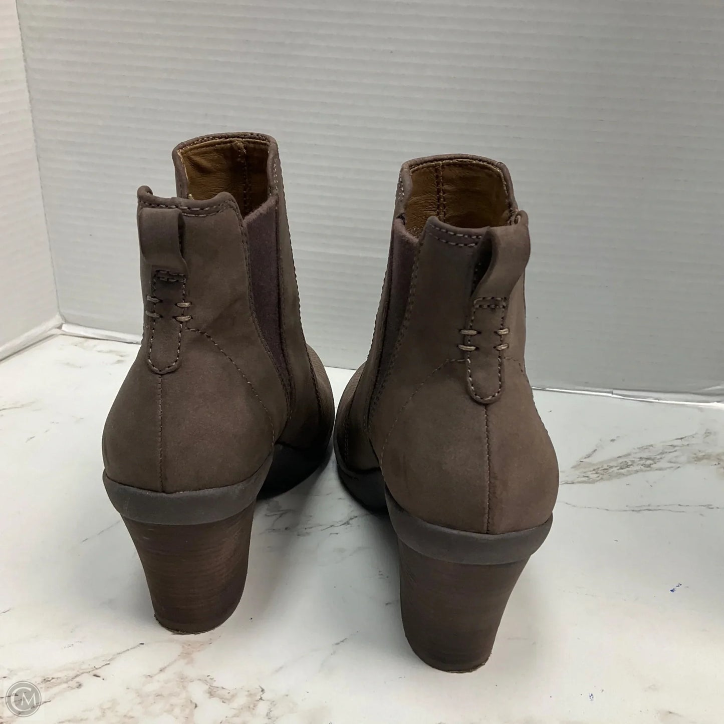 Boots Ankle Heels By Bare Traps In Brown, Size: 8