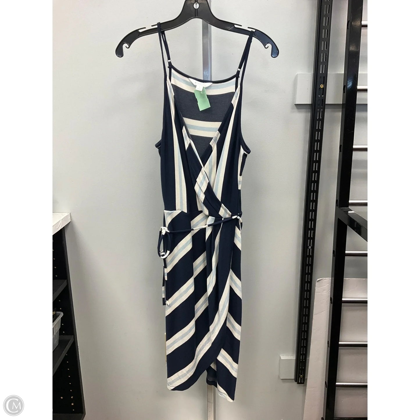Dress Casual Short By Market & Spruce In Striped Pattern, Size: M