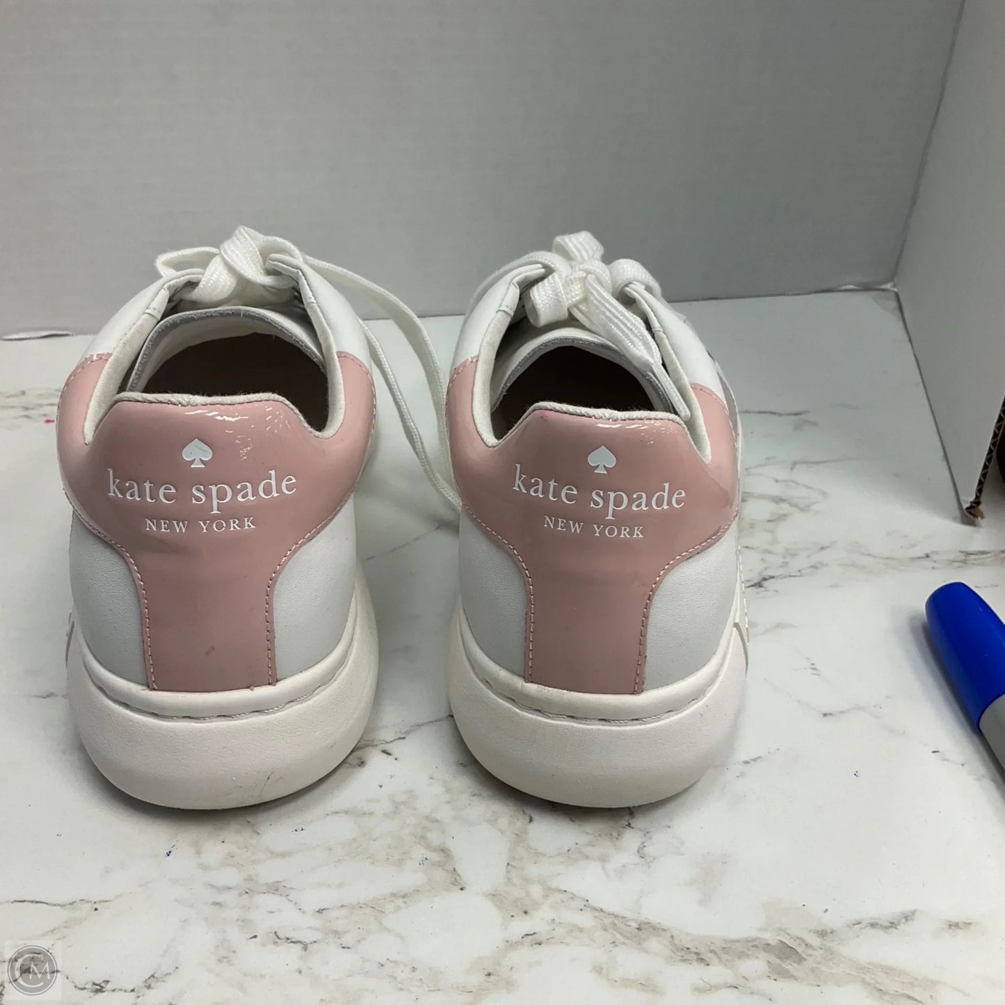 Shoes Designer By Kate Spade In White, Size: 9