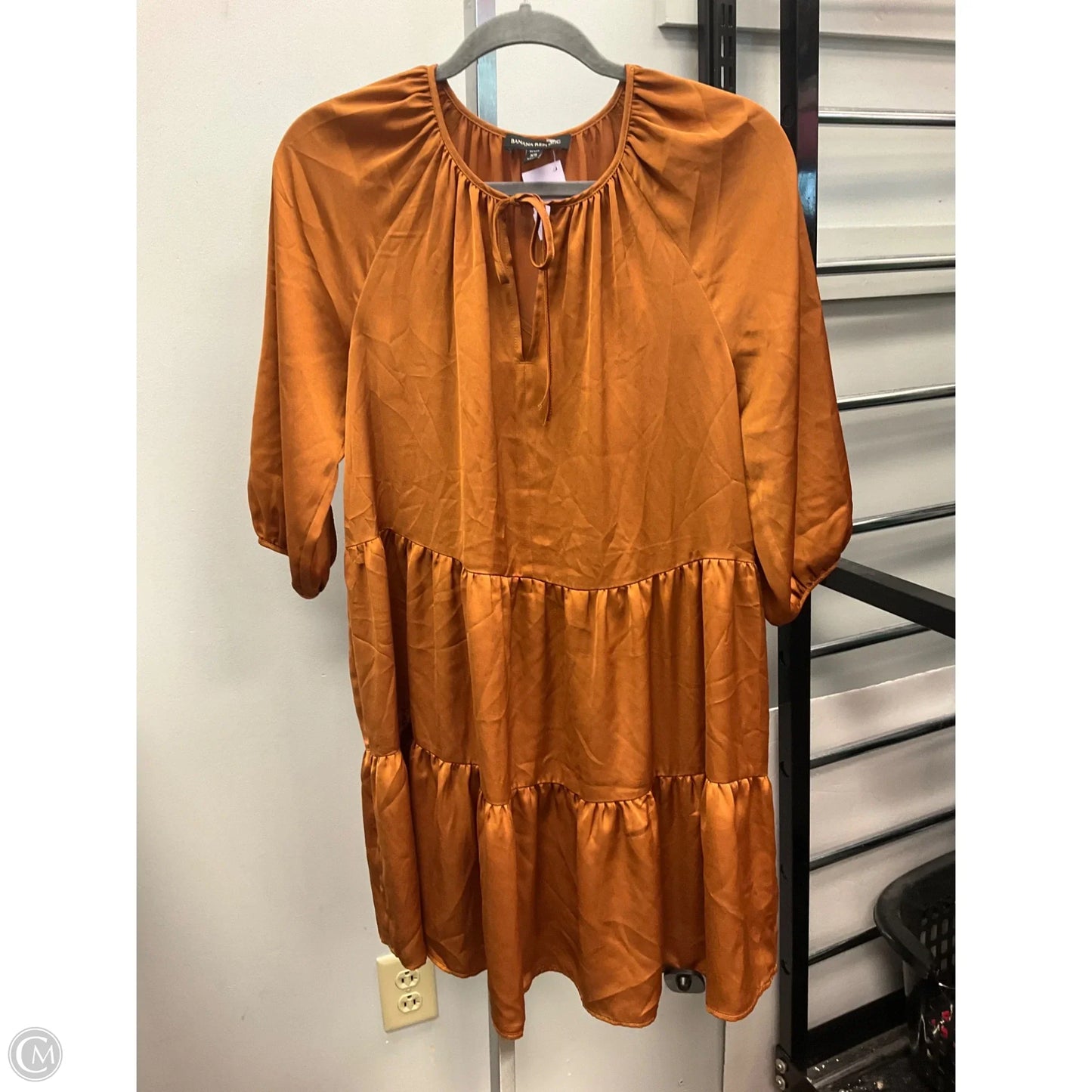 Dress Casual Short By Banana Republic In Copper, Size: Xs