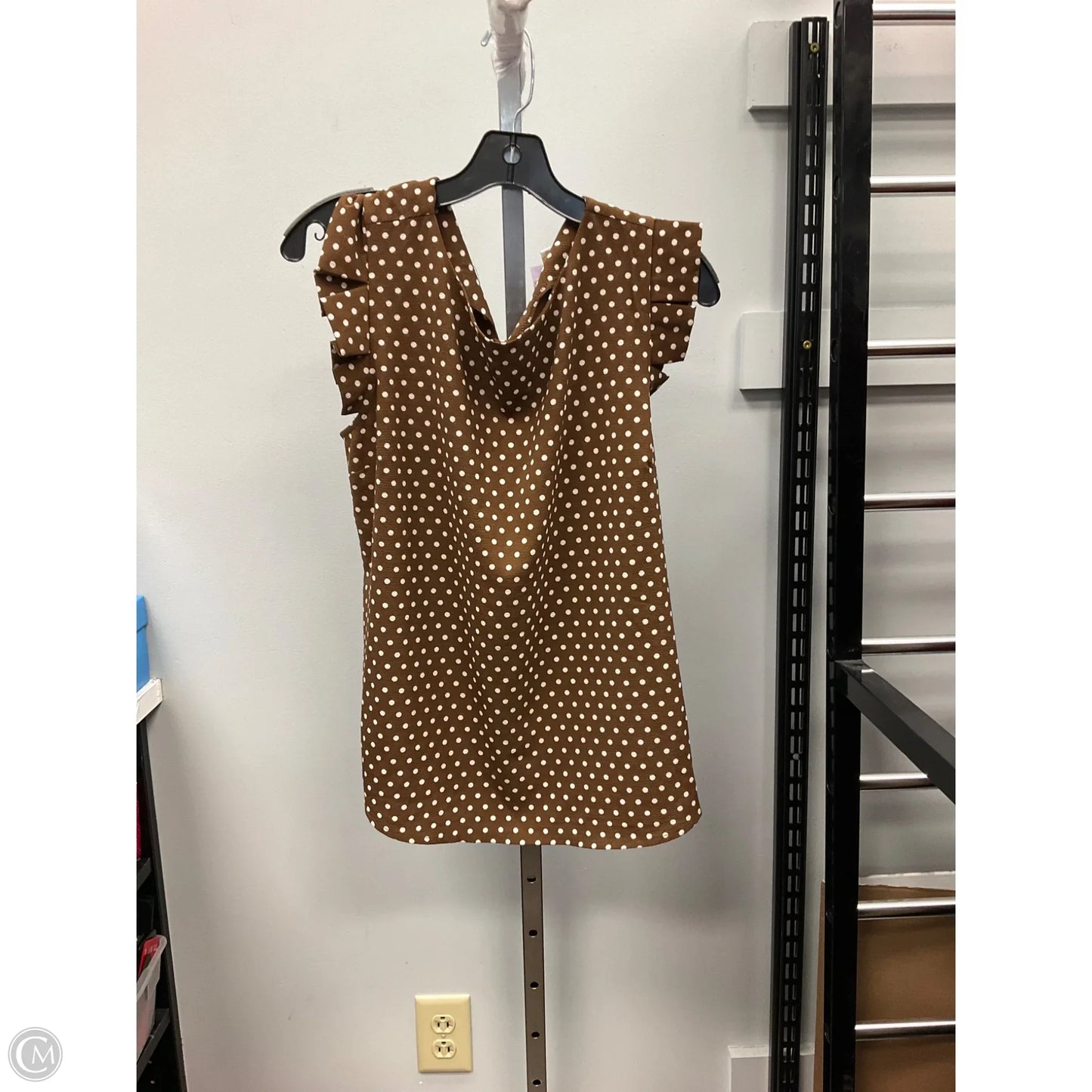 Top Sleeveless By Monteau In Polkadot Pattern, Size: Xl