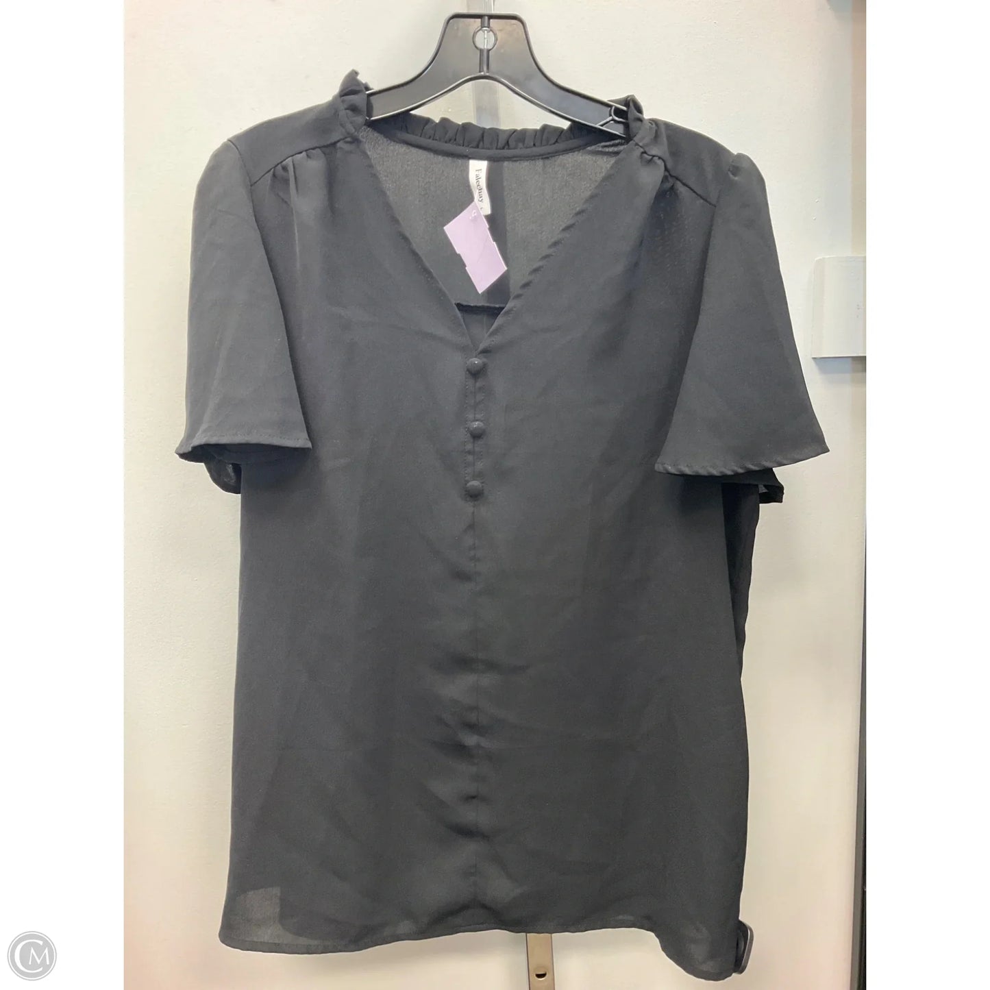 Top Short Sleeve By Clothes Mentor In Black, Size: L