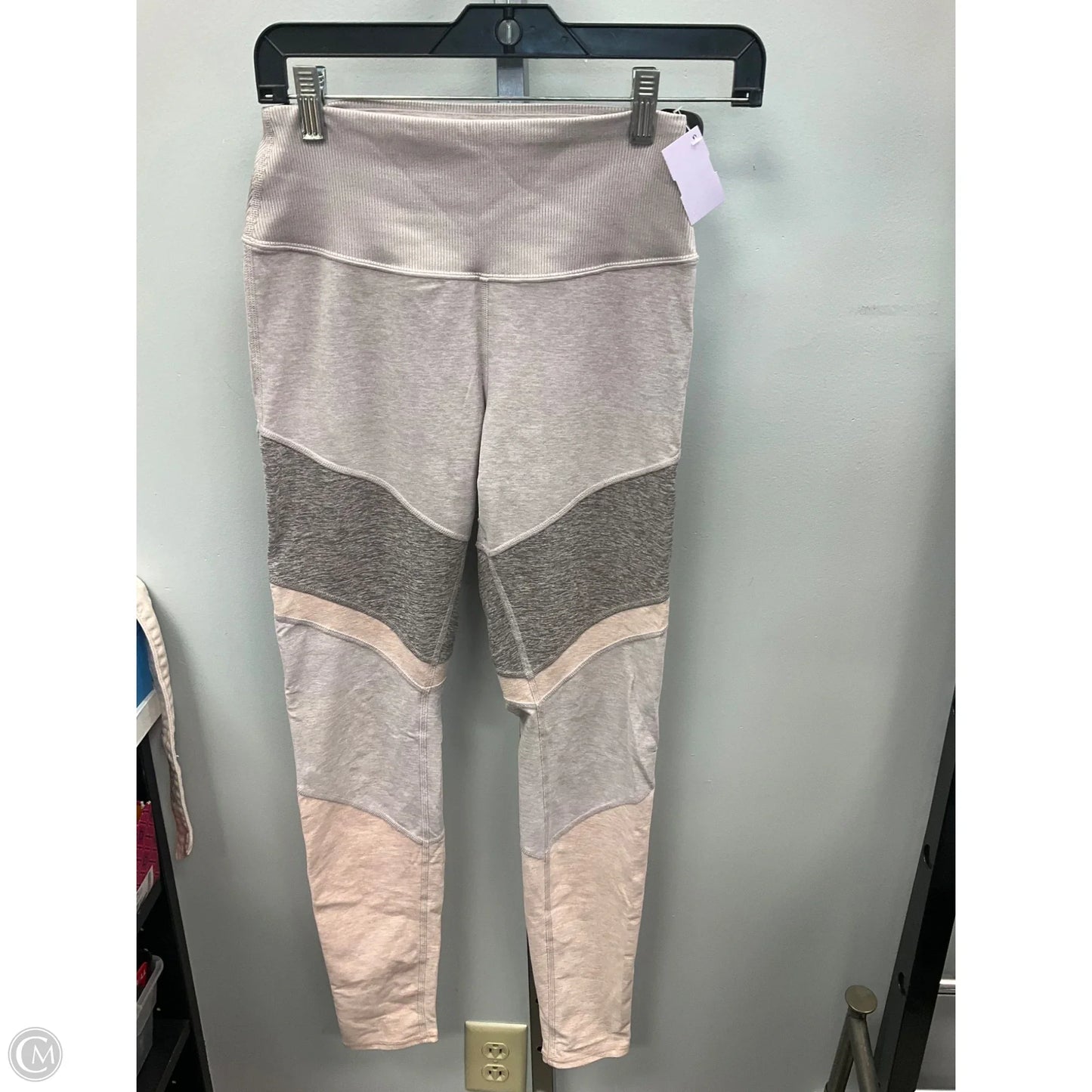 Athletic Leggings By Alo In Pink, Size: M
