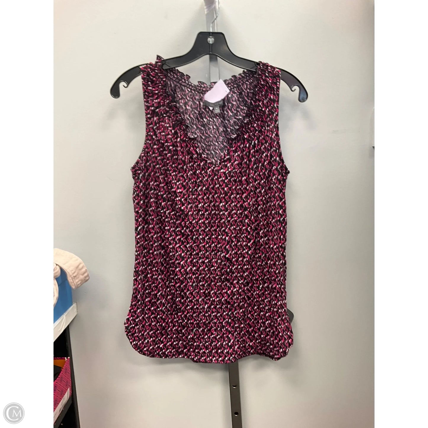 Top Short Sleeve By Daisy Fuentes In Black & Pink, Size: M