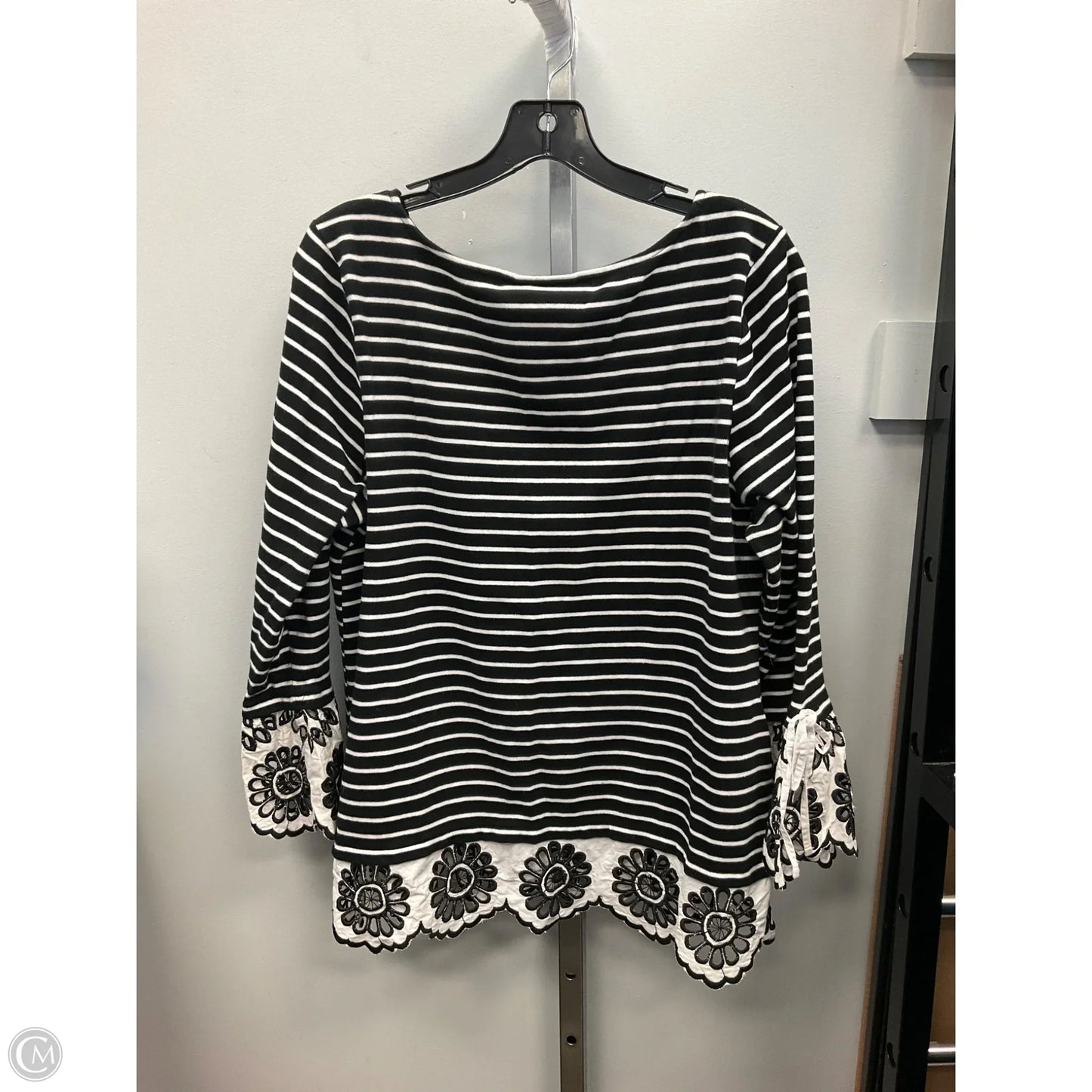 Top Long Sleeve By Charter Club In Black & White, Size: L