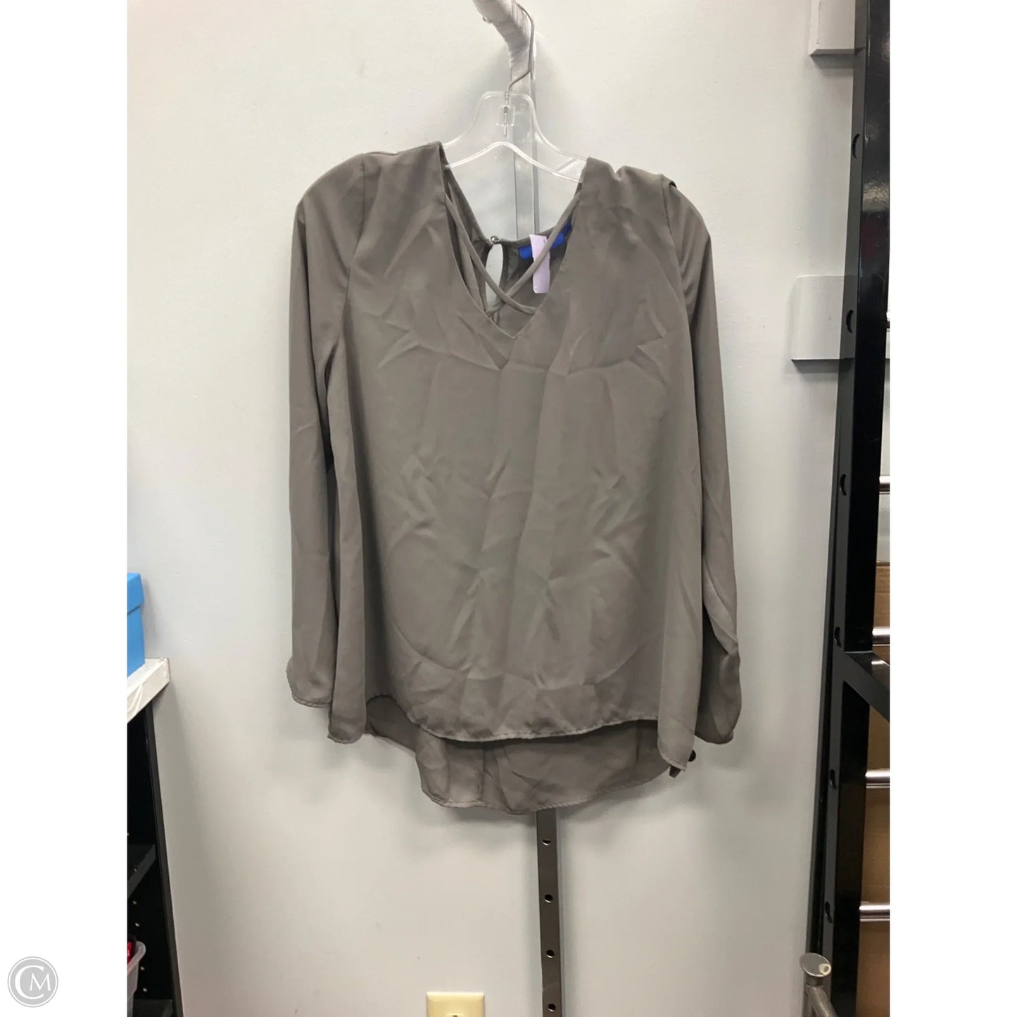 Top Long Sleeve By Apt 9 In Grey, Size: M