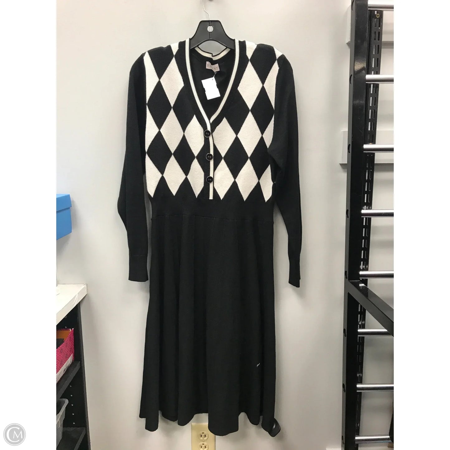 Dress Sweater By Clothes Mentor In Black & White, Size: Xl