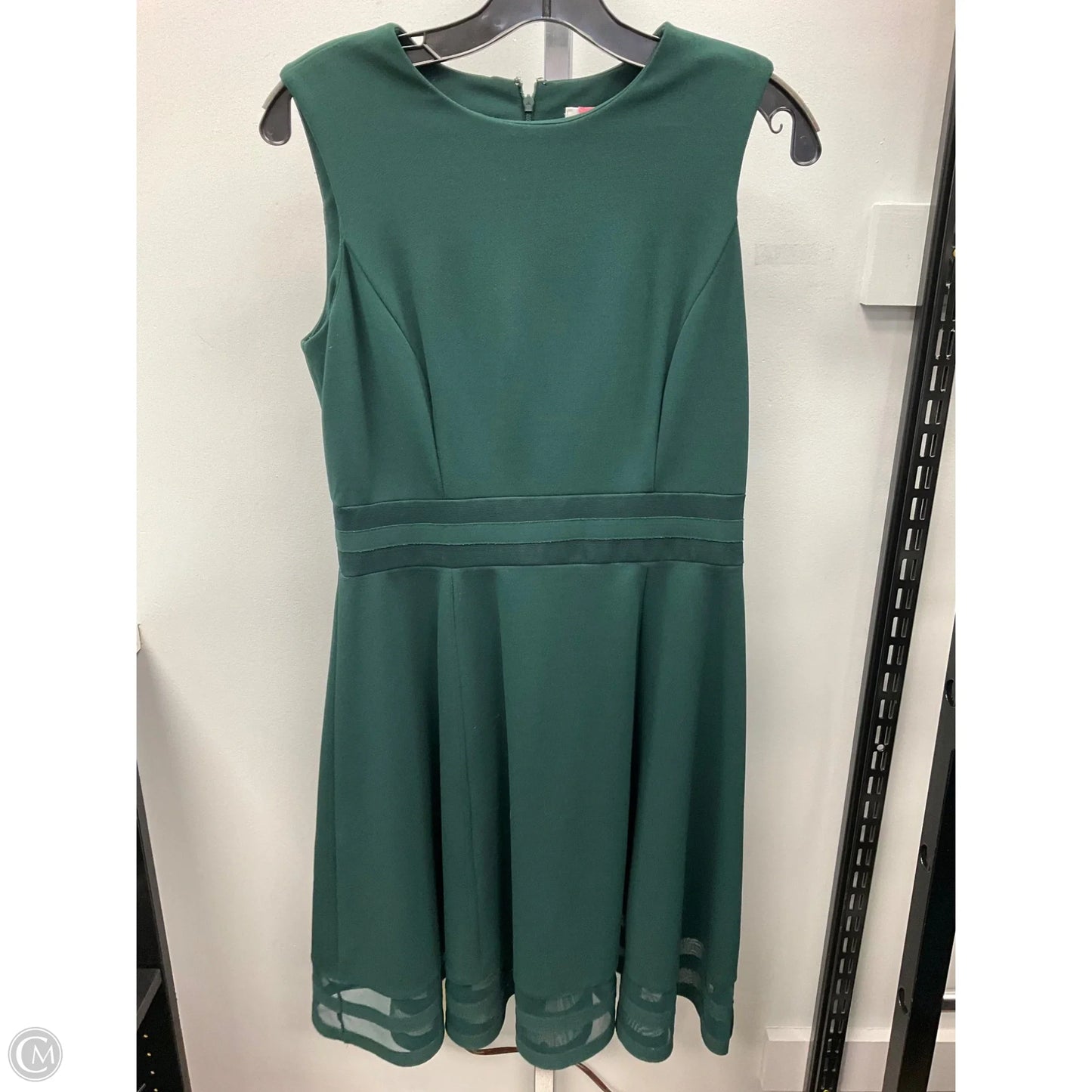 Dress Party Short By Calvin Klein In Green, Size: 8