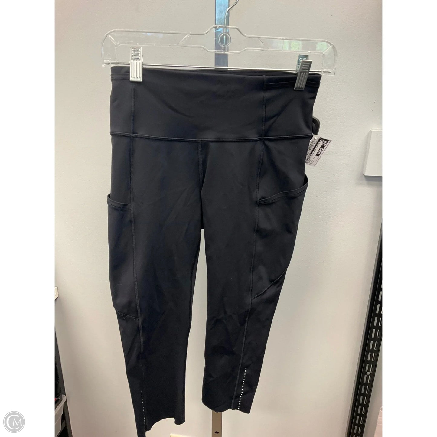 Athletic Leggings Capris By Lululemon In Black, Size: 6