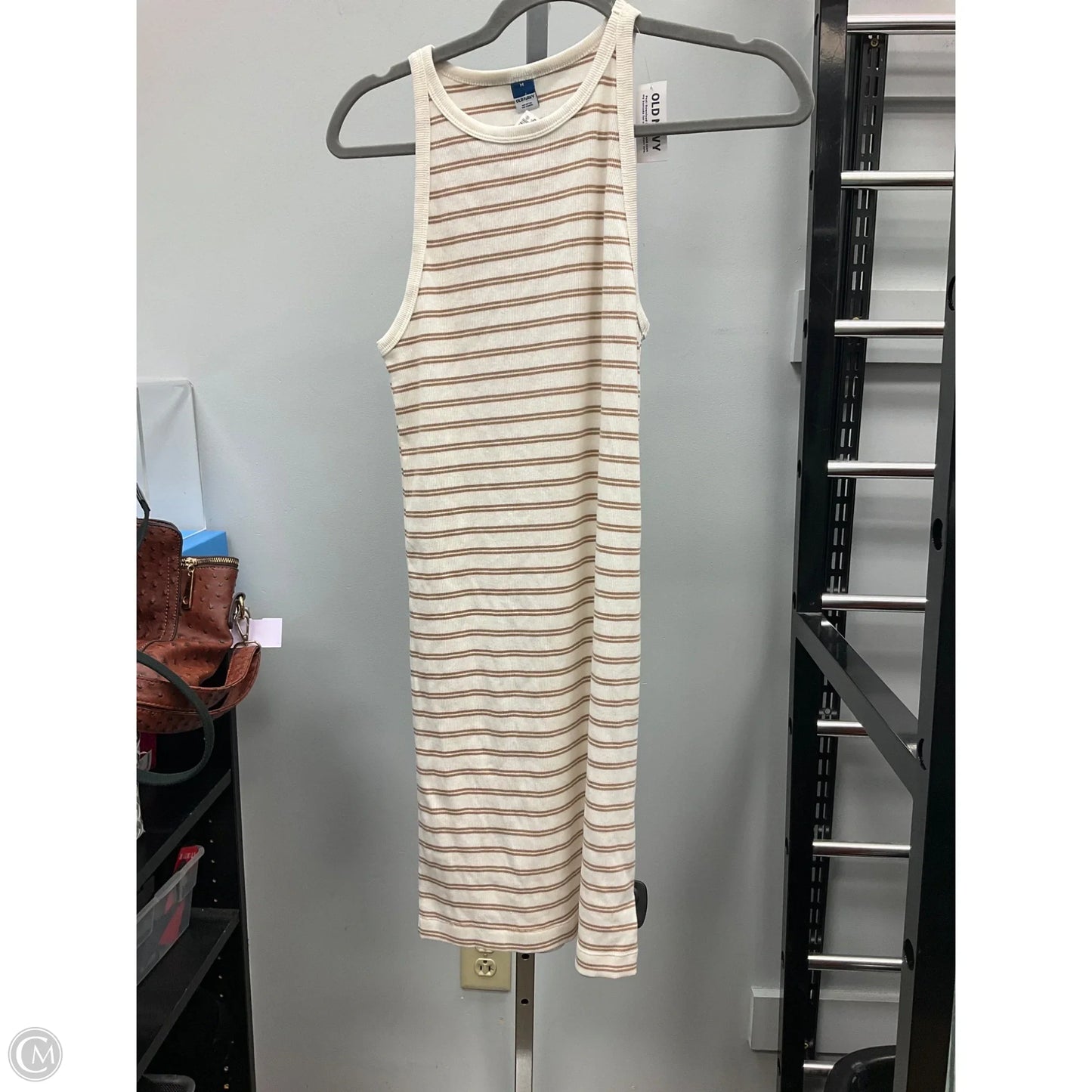 Dress Casual Short By Old Navy In Striped Pattern, Size: M