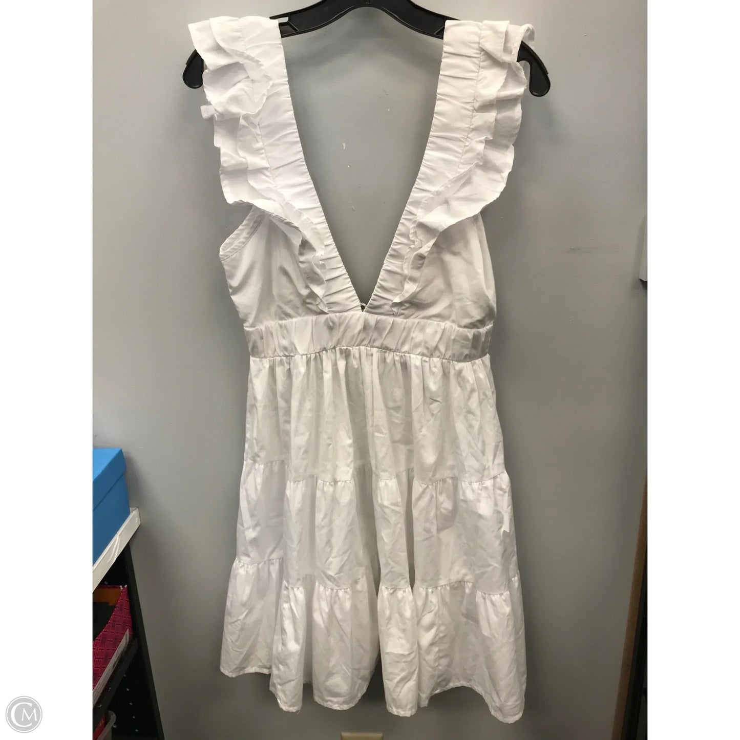 Dress Casual Short By Abercrombie And Fitch In White, Size: S