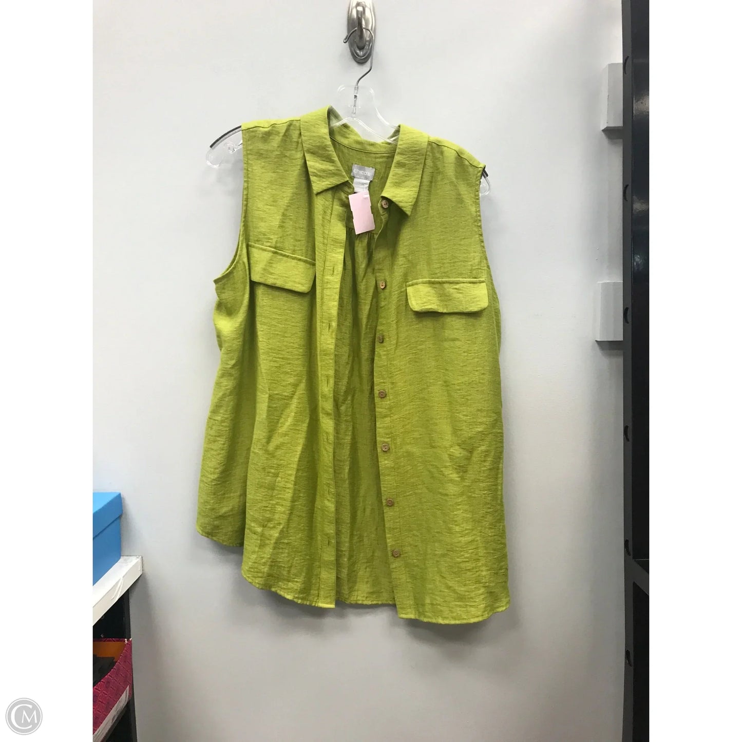Top Sleeveless By Chicos In Green, Size: L
