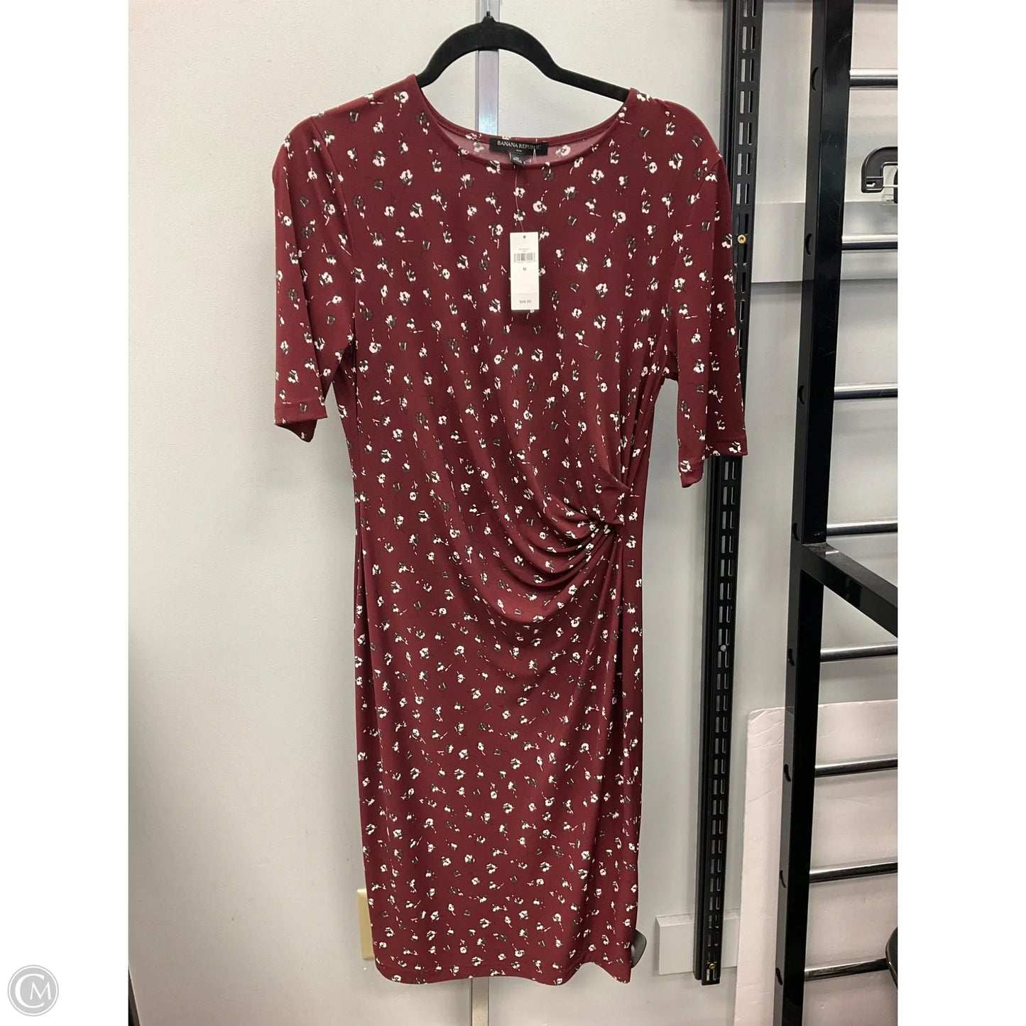 Dress Casual Short By Banana Republic In Maroon, Size: M