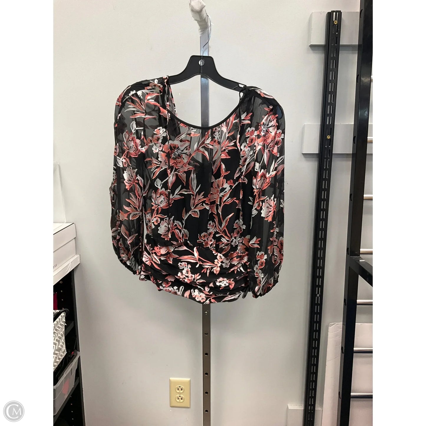 Top Long Sleeve By White House Black Market In Floral Print, Size: 0