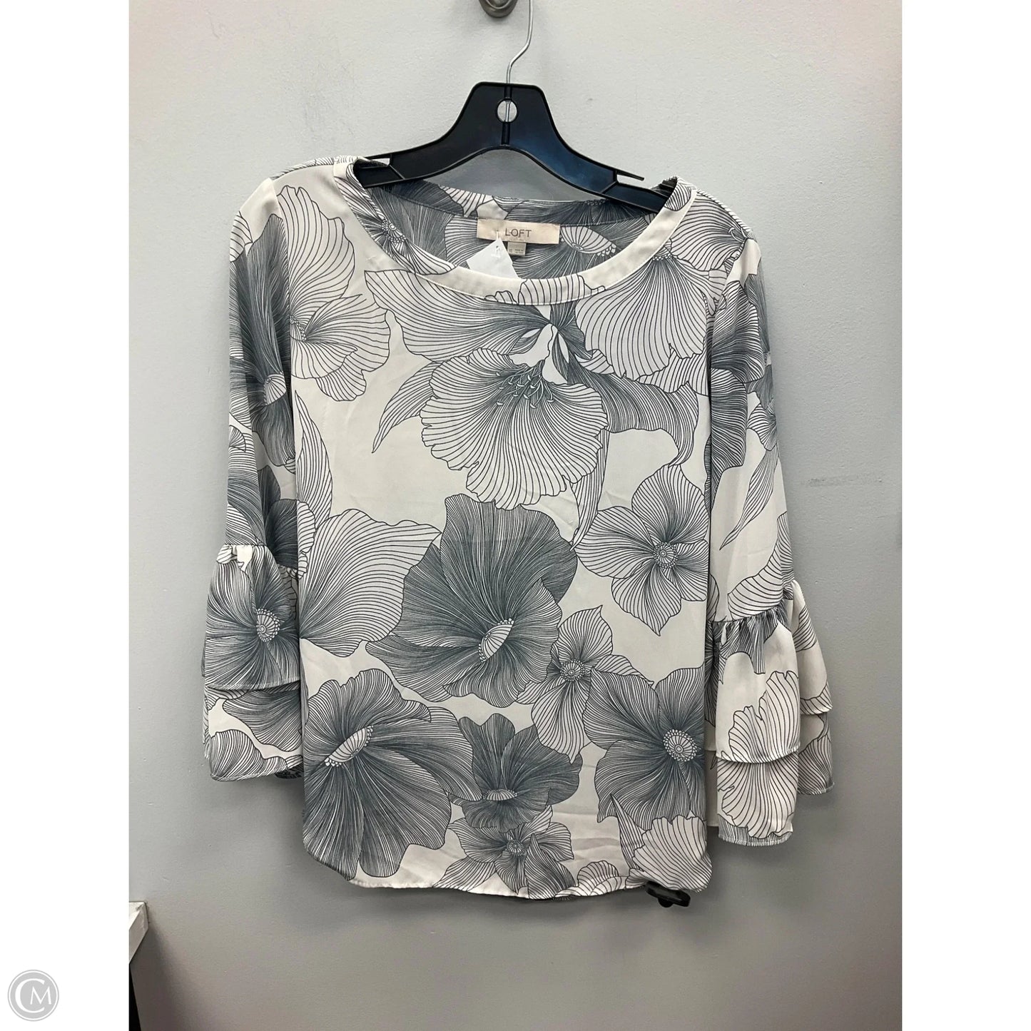 Top Long Sleeve By Loft In Grey & White, Size: Xs