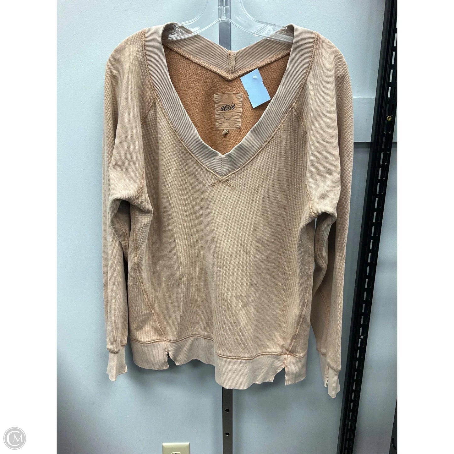 Top Long Sleeve By Aerie In Tan, Size: S