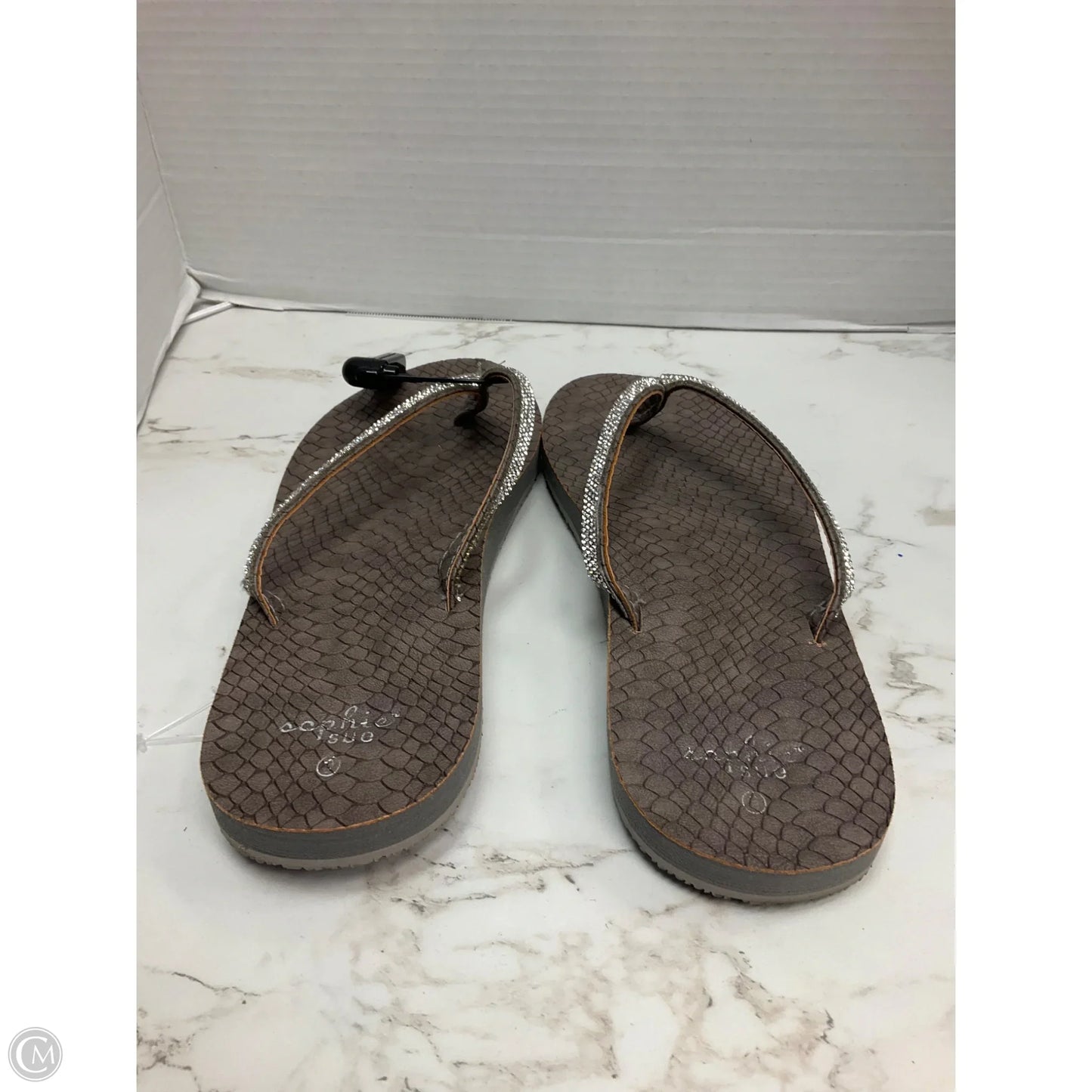 Sandals Flip Flops By Cmc In Brown, Size: 9