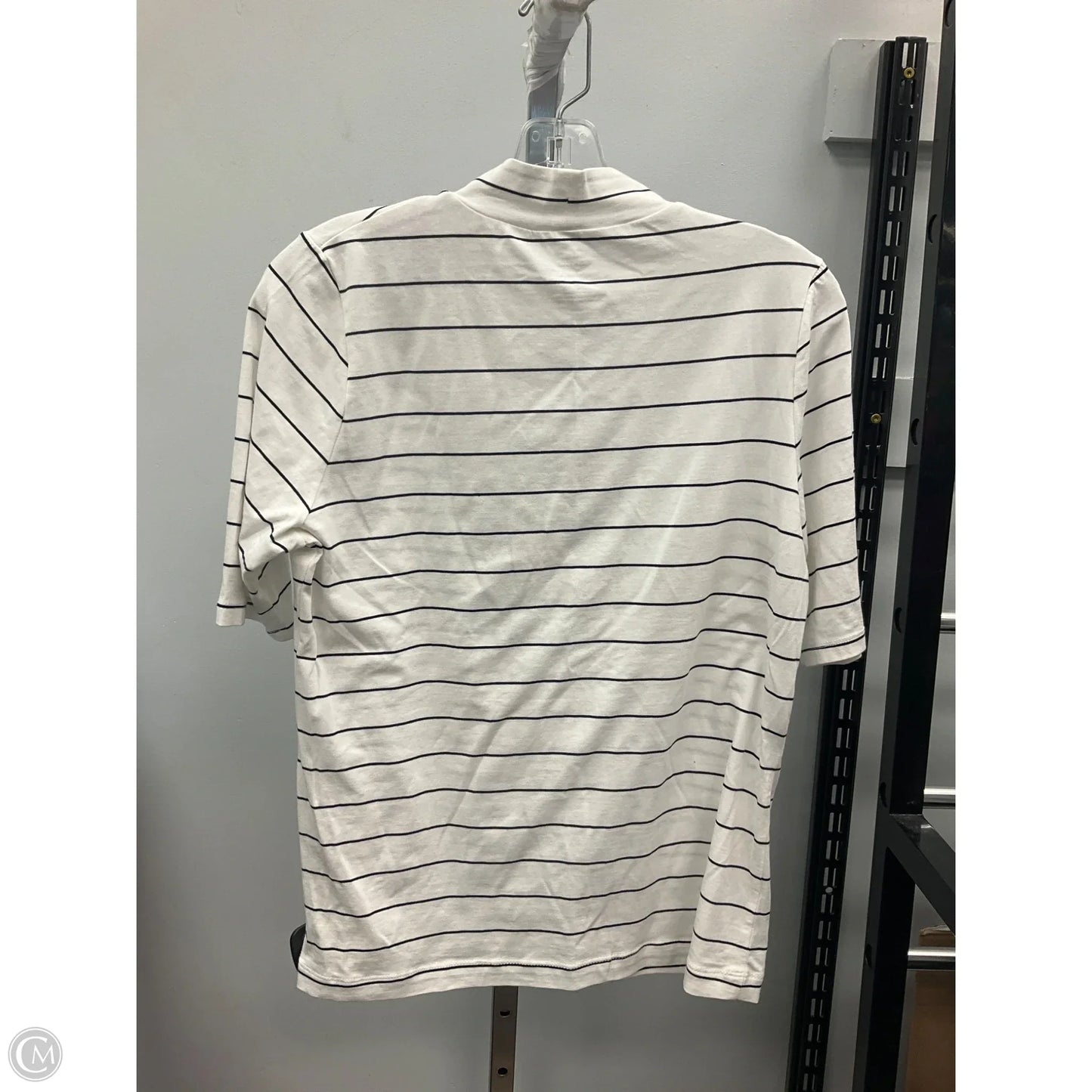 Top Short Sleeve By Banana Republic In Striped Pattern, Size: M