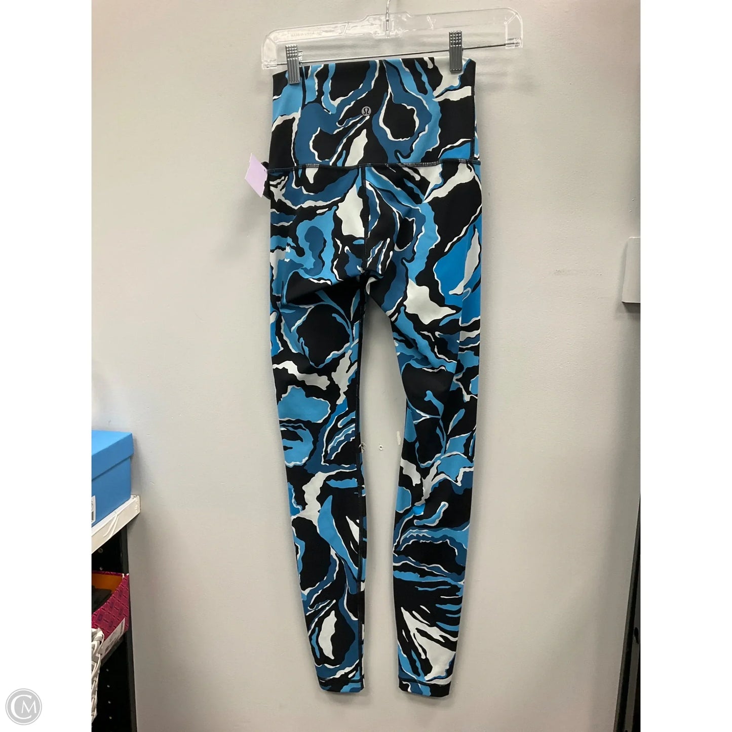 Athletic Capris By Lululemon In Black & Blue, Size: 4