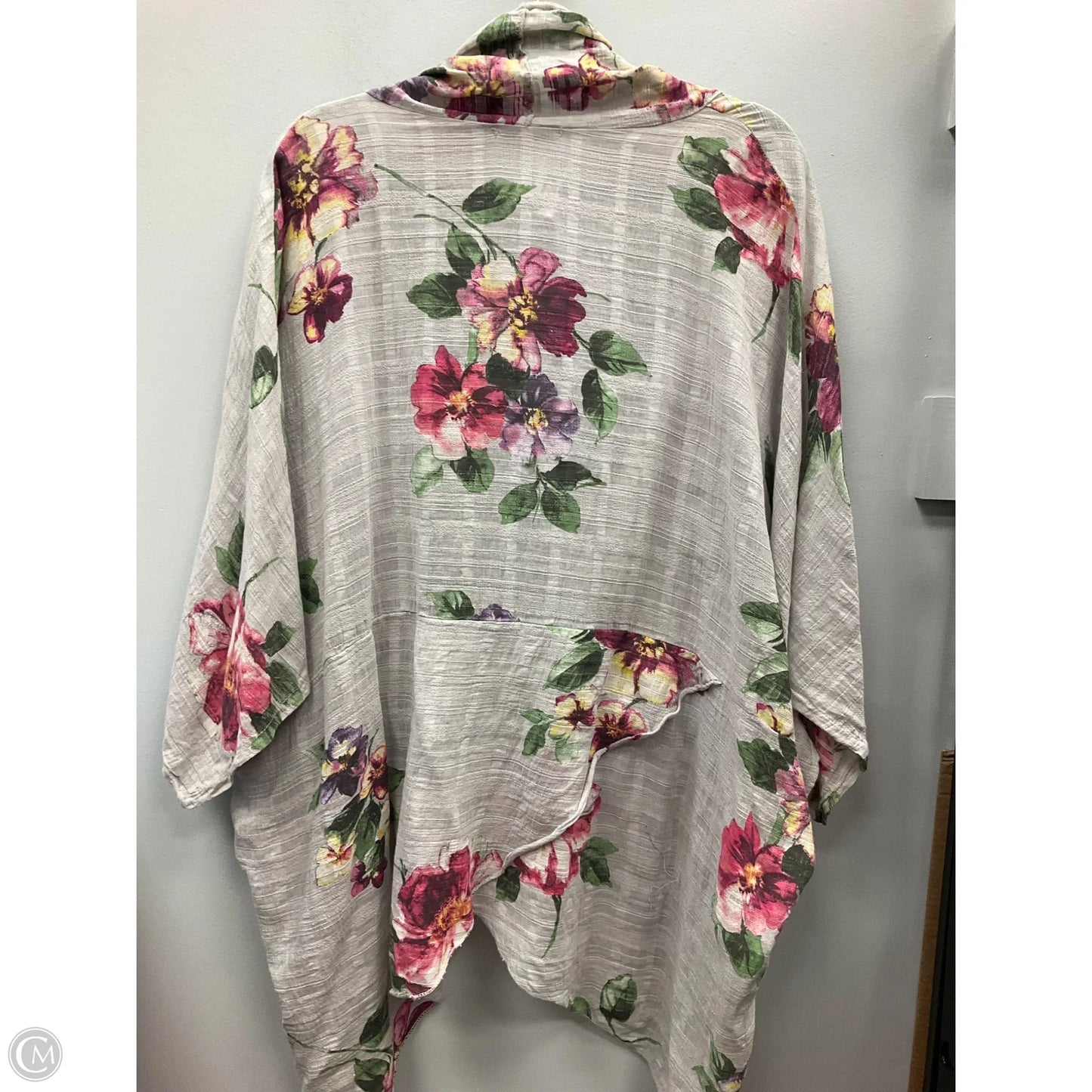 Top Short Sleeve By Tempo Paris In Floral Print, Size: M