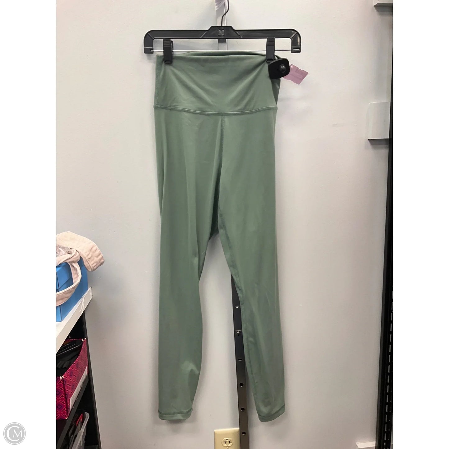 Athletic Leggings By NUUDS In Green, Size: M