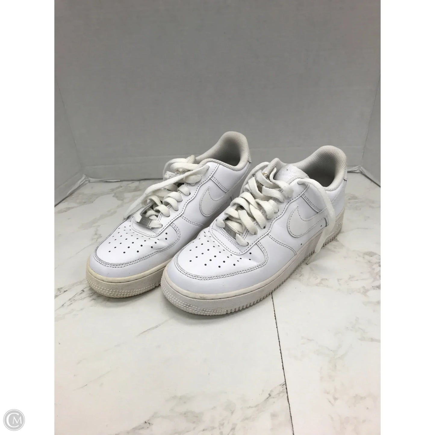 Shoes Sneakers By Nike In White, Size: 8