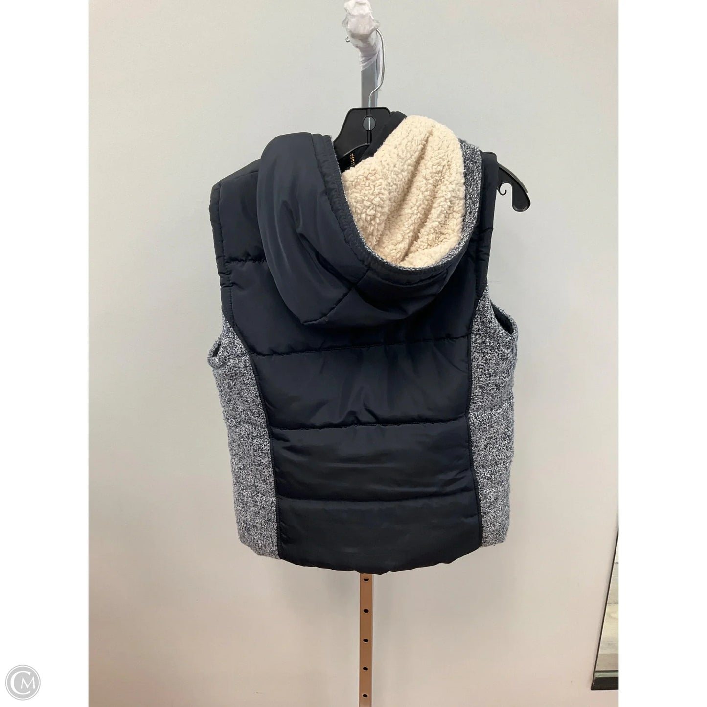 Top Sleeveless By Inc In Orange, Size: Xl