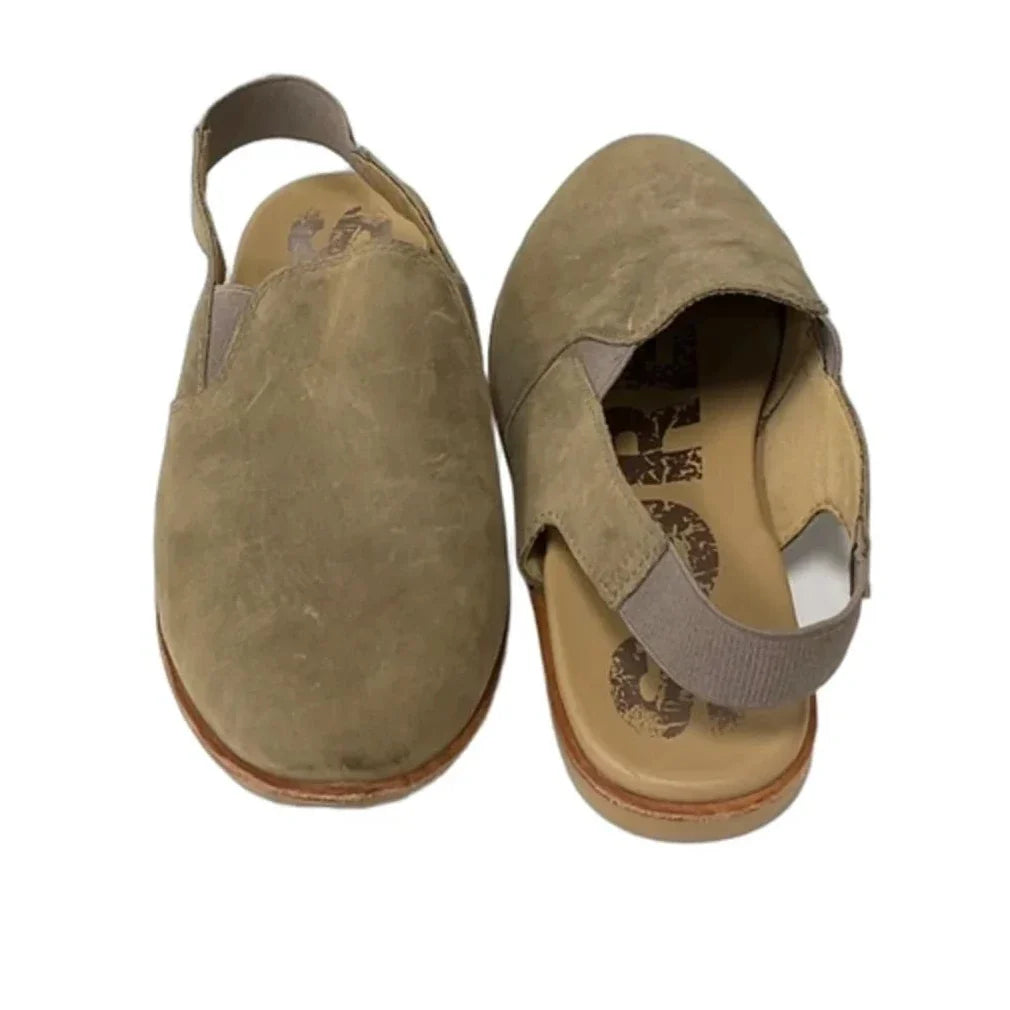 Shoes Flats By Sorel In Tan, Size: 8