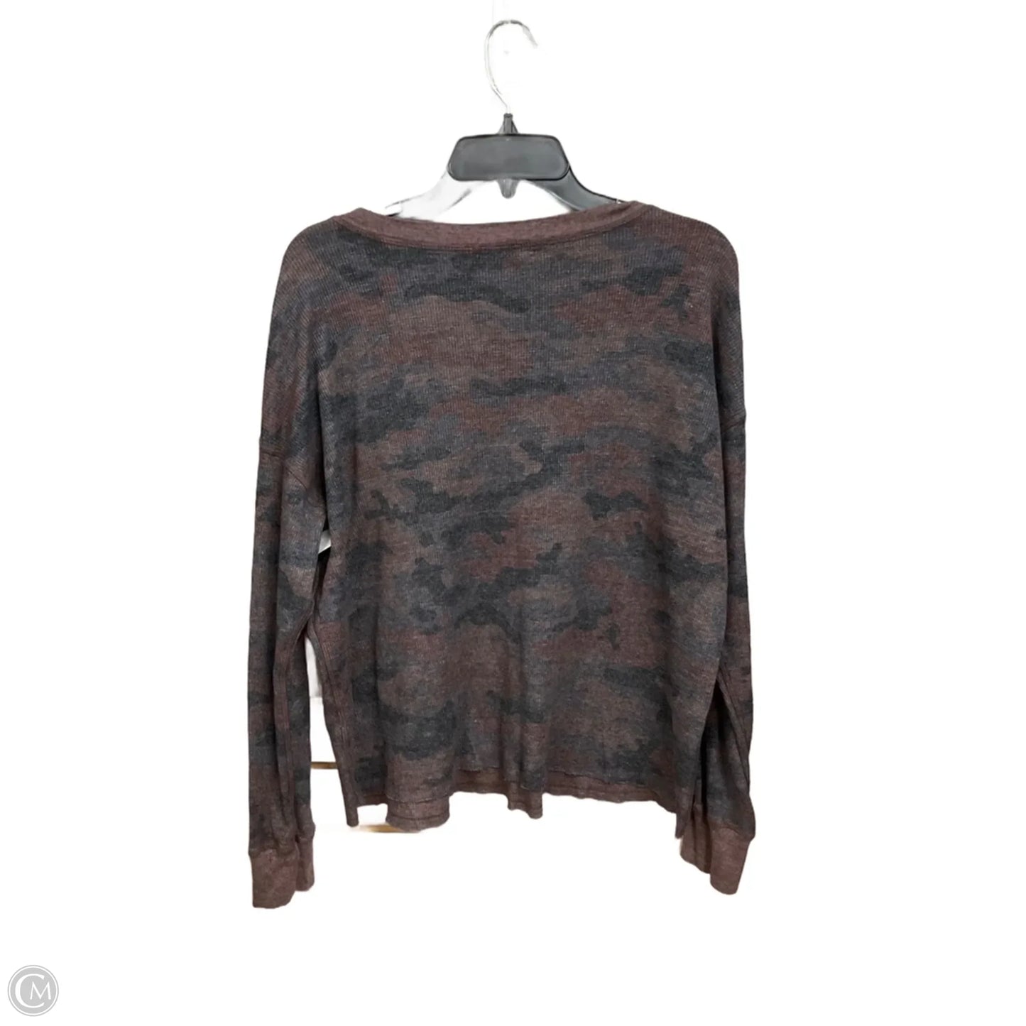 Top Long Sleeve By Michael Stars In Maroon, Size: M