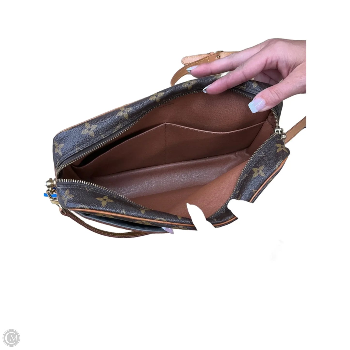 Crossbody Luxury Designer By Louis Vuitton, Size: Medium